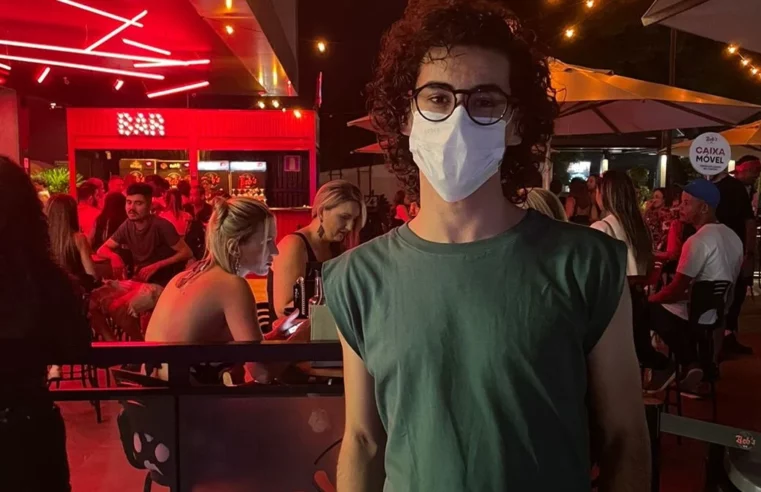 Professor é impedido de entrar em bar de BH com ‘regata’; advogado aponta prática abusiva