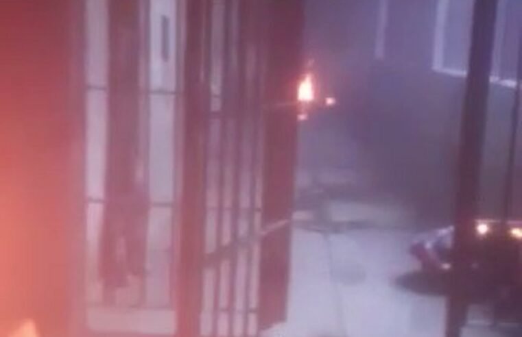 Presos pedem visitas e iniciam incêndio em presídio de JF