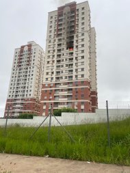 Prédio chique pega fogo em Cuiabá; moradores são retirados às pressas