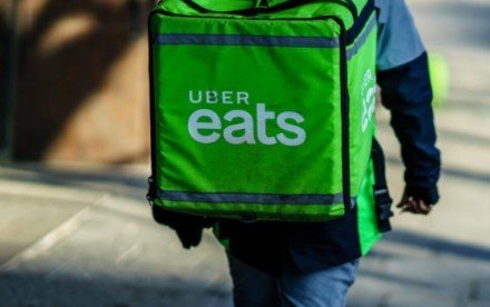 Uber Eats encerra operações no Brasil nesta terça-feira