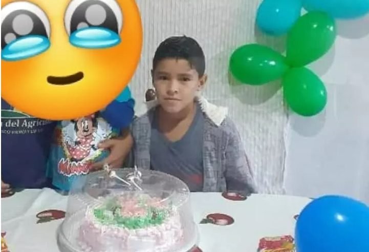 Trave de gol cai e mata menino de 9 anos na fronteira