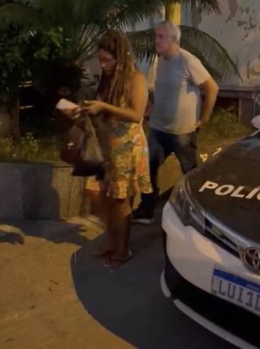 Polícia fecha clínica clandestina de cirurgia plástica e prende falsa médica na Baixada Fluminense