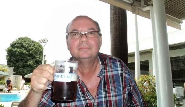 Dono de carro de som que anuncia óbitos deixa áudio para falar da própria morte e faz convite: ‘Levar drinques e quitutes’