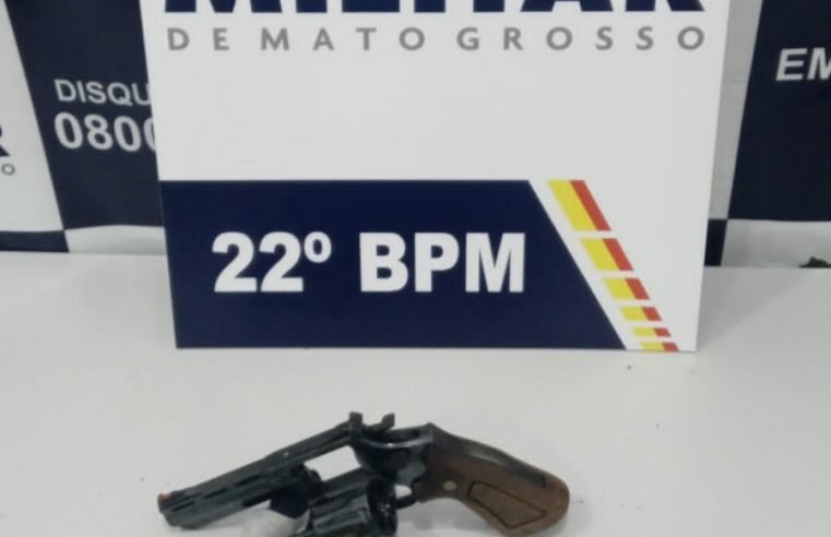 Homem é preso após ameaçar vizinhos com arma de fogo após eles espalhar “fofocas” em Peixoto de Azevedo