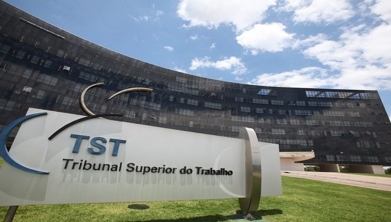 Tribunal Superior do Trabalho reconhece vínculo de emprego entre motorista e Uber