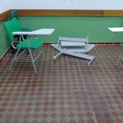 Após carteira destruída, diretor do IFMT conclama alunos a preservar patrimônio