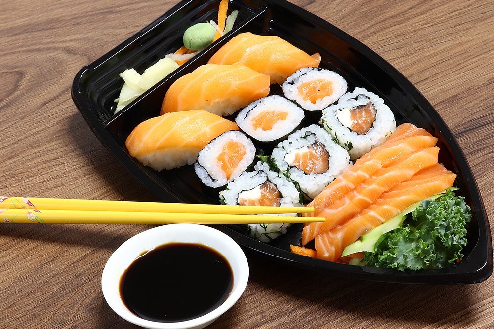 Casal gasta R$ 400 em restaurante japonês, finge passar mal para não pagar a conta e é preso em Curitiba
