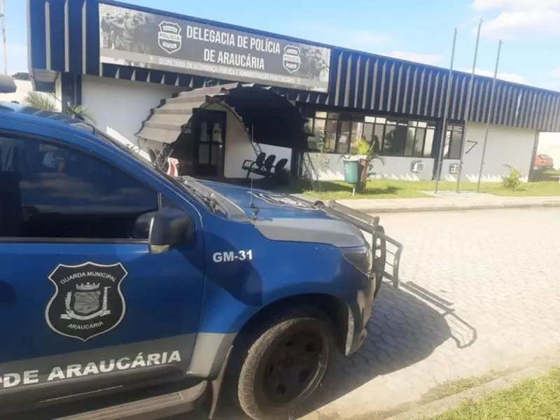Morre criança baleada pelo irmão mais velho que manuseava arma em Araucária
