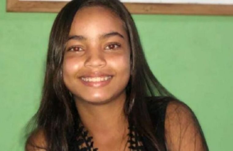 PA: Adolescente de 13 anos morre após ser atingida por raio no quintal de casa