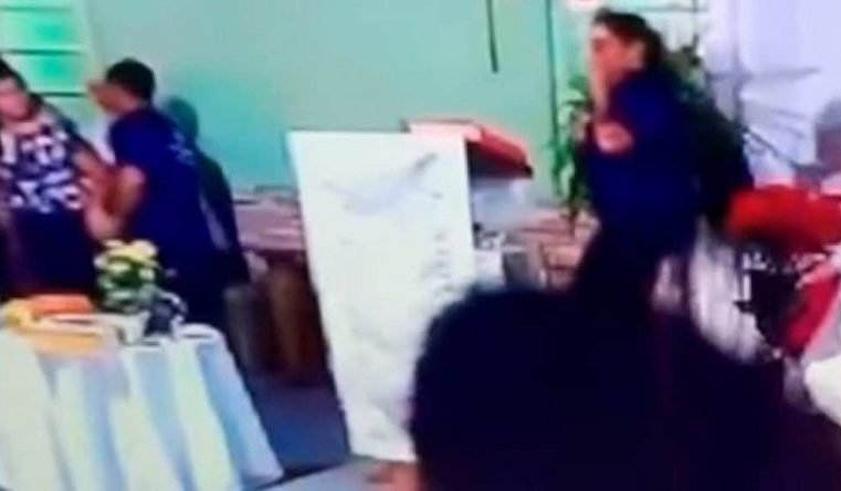 Tiroteio em frente de igreja termina com três pessoas baleadas em Rio Maria, no sul do Pará