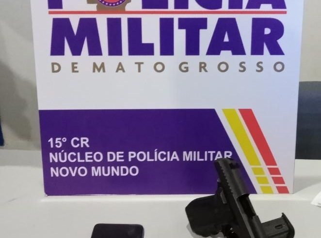 Mulher é presa com drogas e arma de fogo em táxi em Novo Mundo