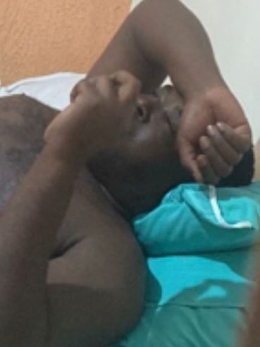 Homem é preso após invadir residência, suspeito tirou a roupa e se deitou na cama em Carlinda