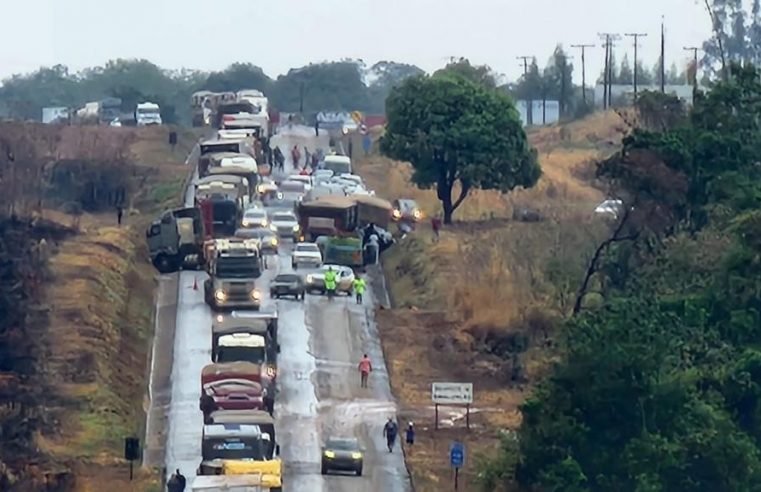 Sorriso: 11 veículos se envolvem em dois acidentes na BR-163