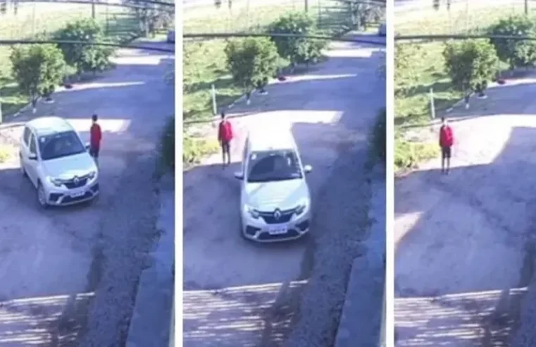 Pai esquece filho na porta de casa e vai sozinho para a escola