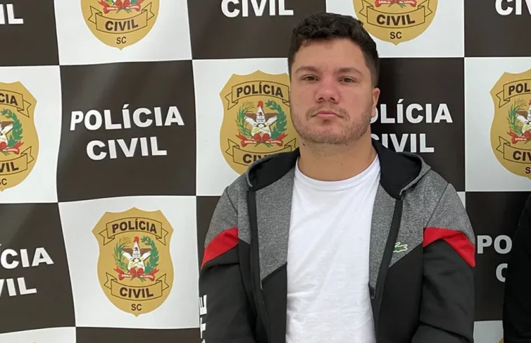 Homem com documentos falsos em nome de filho morto do governador de Goiás é preso em SC