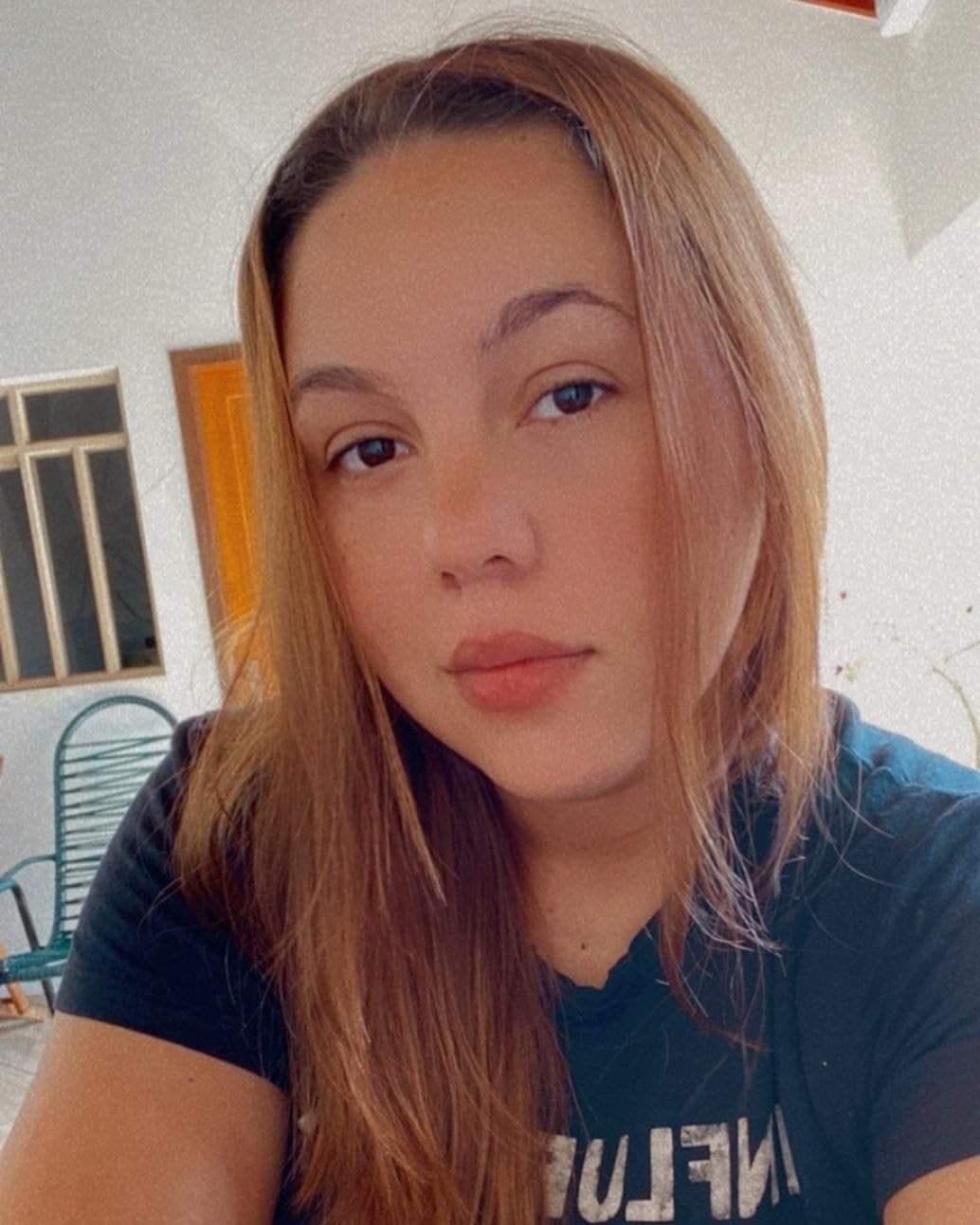 Grávida acusada de matar pai e irmão  de rival em Terra Nova do Norte se entrega à Polícia