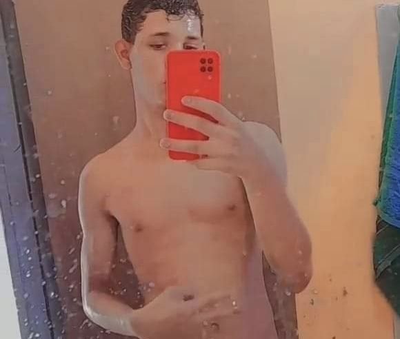 Adolescente de 17 anos é encontrado morto dentro de casa em Várzea Grande