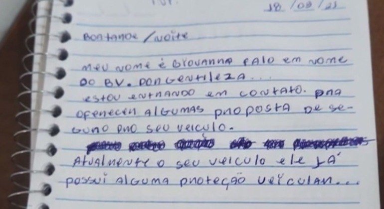 ‘Quadrilha do Pix’ simulava som de escritório e seguia roteiro anotado para aplicar golpes por telefone