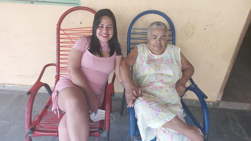 Colega de trabalho ajuda mãe e filha a se reencontrarem em MT após 30 anos separadas