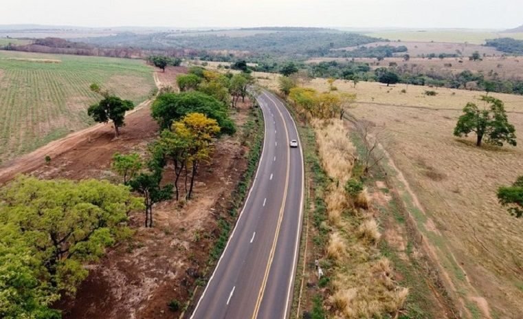 Mato Grosso inspira ministro por assumir BR-163