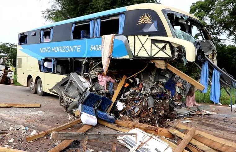 Acidente na BR-163; 3 pessoas seguem internadas em estado grave