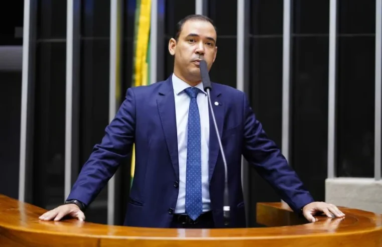 Deputado quer alterar Lei das Estatais para impedir BNDES de emprestar para países devedores