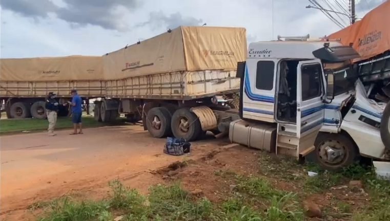 Motorista embriagado provoca acidente na BR-163
