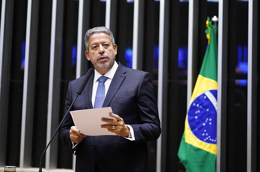 Arthur Lira é reeleito para presidência da Câmara dos Deputados