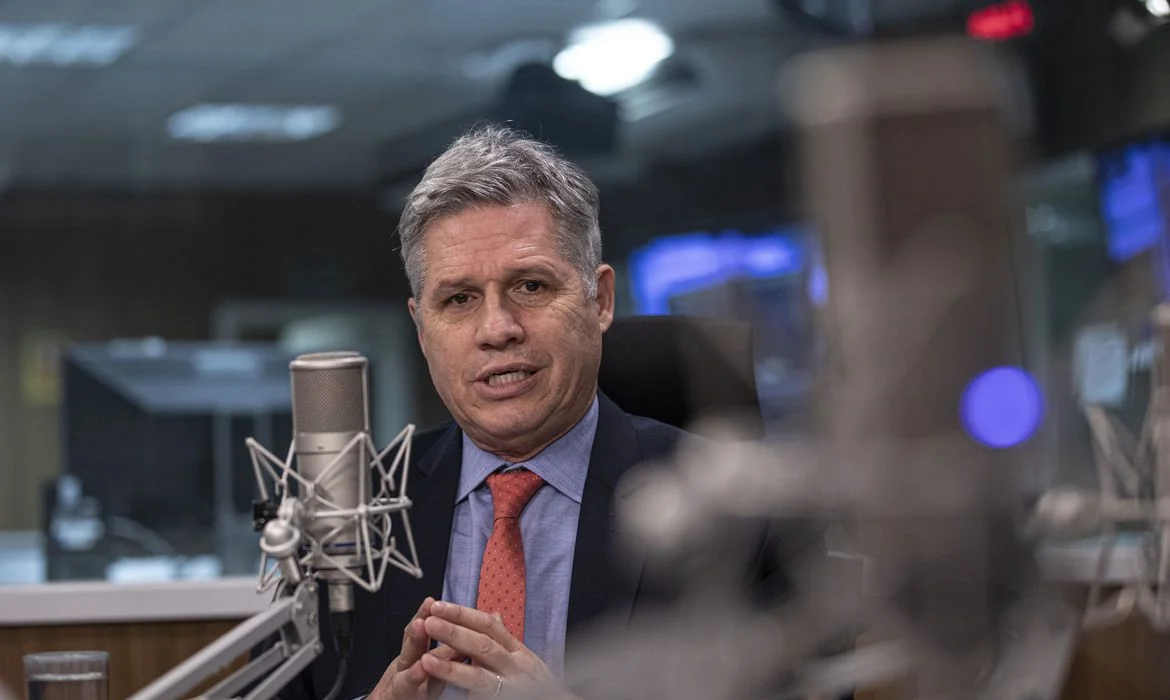 Ministro quer destinar terras de grandes devedores à reforma agrária