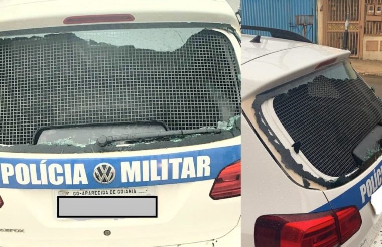 Jovem é preso após apedrejar viatura da PM
