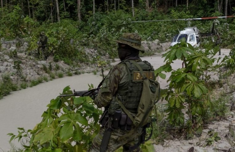 Garimpeiros atacam base do Ibama na terra Yanomami; houve tiroteio, com um ferido e detido