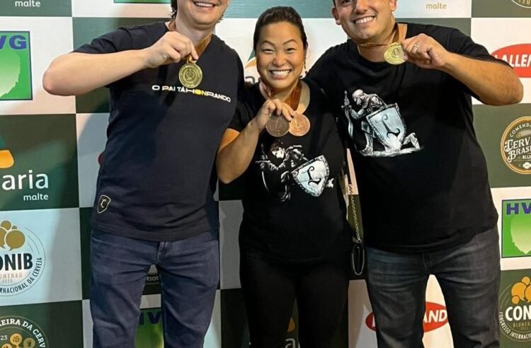 Em concurso que bateu recorde de inscritos, Louvada ganha 4 medalhas e recebe título de melhor cervejaria de MT