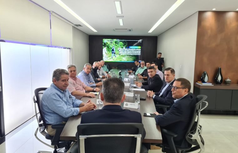 FAMATO participa de reunião com governador para tratar das invasões a propriedades rurais