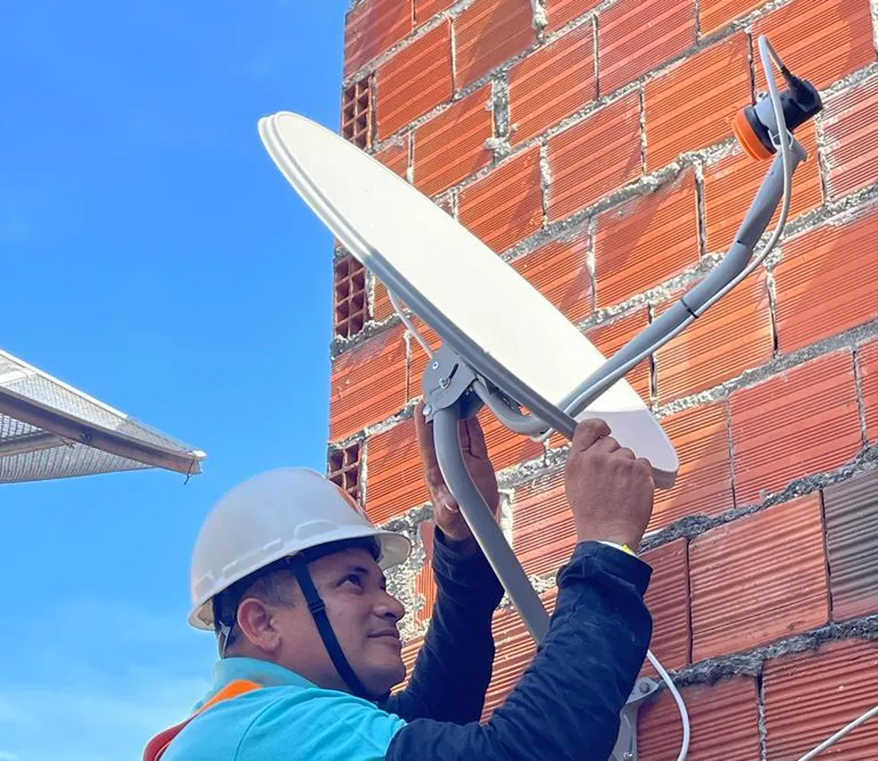 Famílias de MT podem agendar recebimento de kit gratuito com nova antena parabólica digital