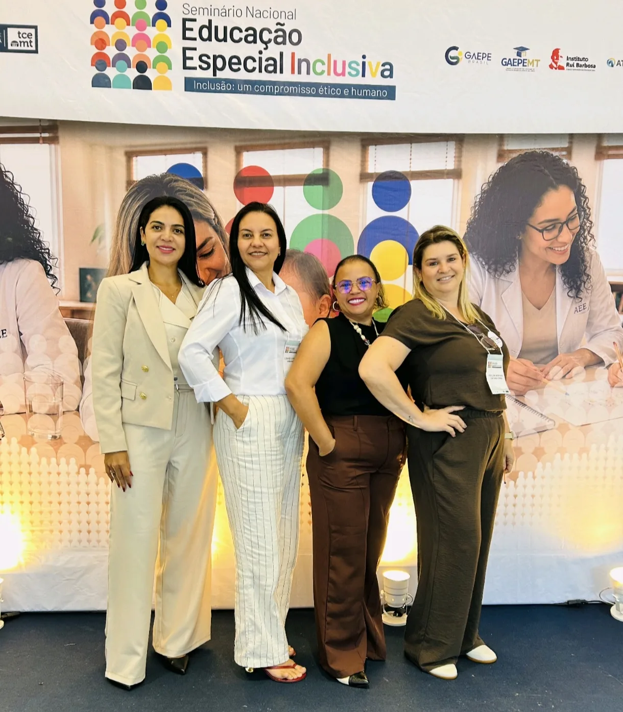 Novo Mundo participa do Seminário Nacional de Educação Especial Inclusiva em Cuiabá